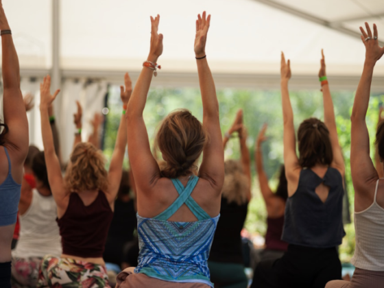 Entdecken Sie Gelassenheit und Erneuerung: Ein Yoga-Retreat zu Pfingsten und eine Auszeit in einem Kloster für Frauen