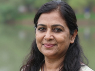 Understanding Estrogen Replacement Therapy: Benefits, Risks, and Alternatives